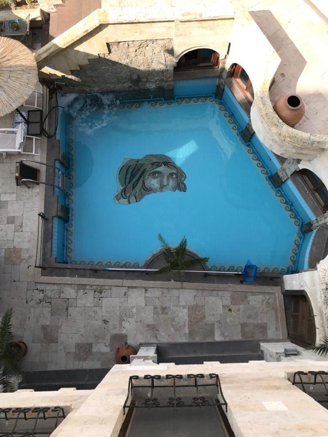 גורמה Miras Hotel מראה חיצוני תמונה
